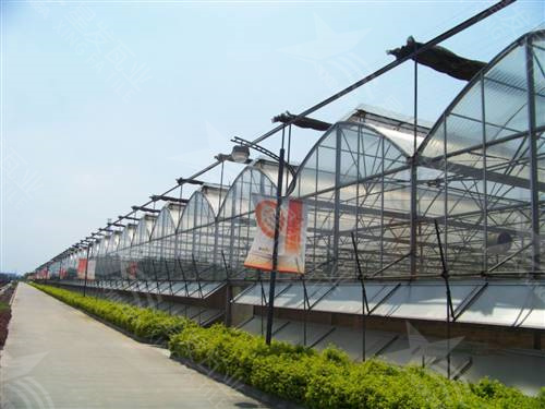 淡藍色1030型pvc采光瓦 全新pvc波浪瓦耐力陽光板大型工程圍擋用 防腐防火隔熱塑鋼瓦 榆林pvc膠瓦廠家生產零售